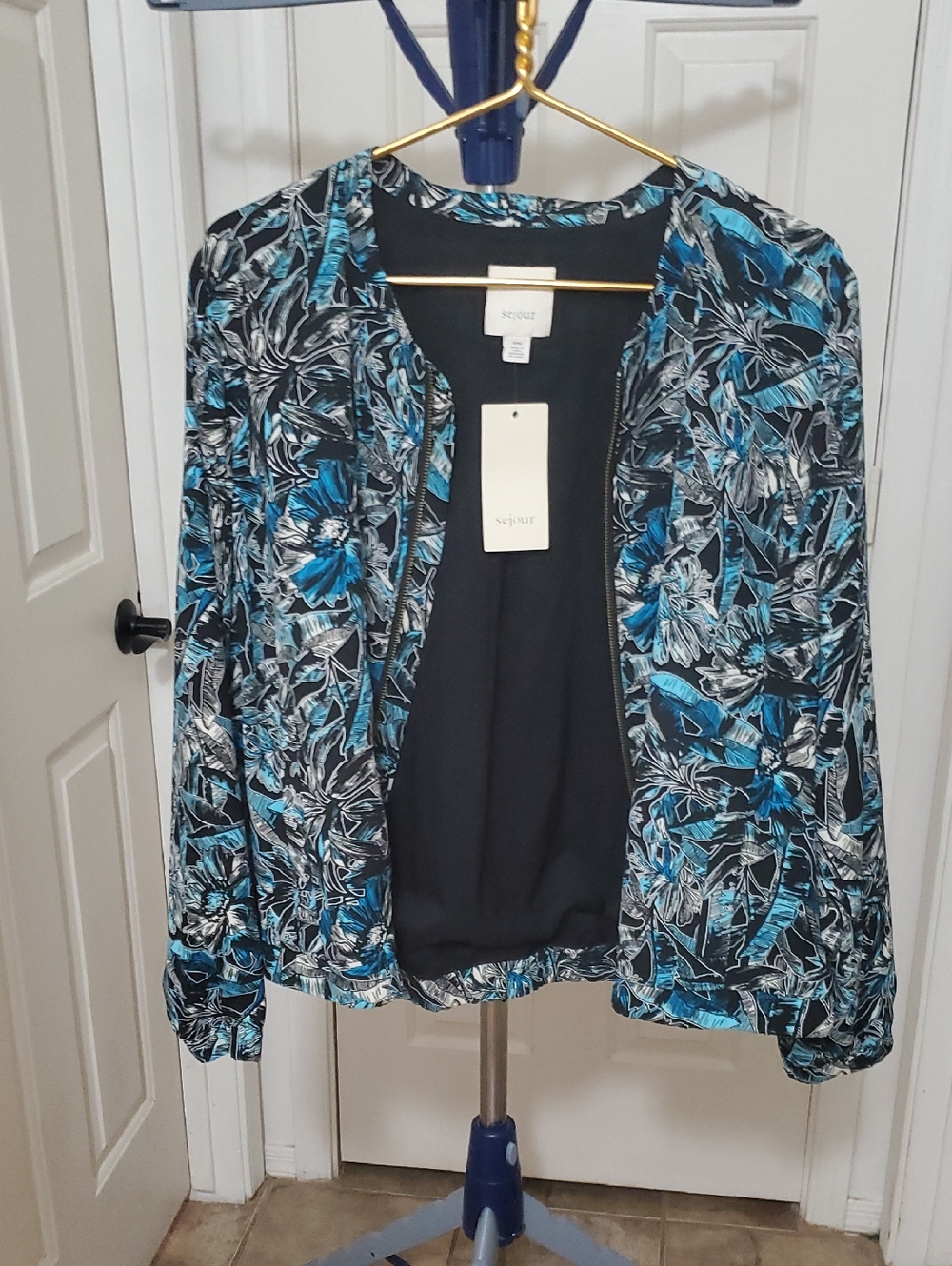 Soprano Black Floral-Print Bomber Jacket with Blue Accents